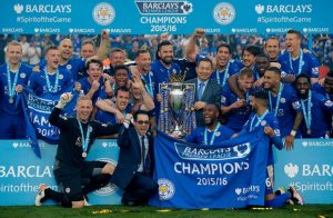 leicester showing off the premier league cup