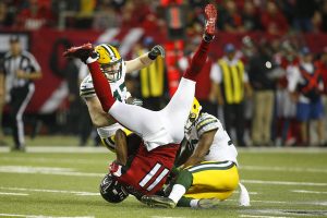 julio jones upended in the 2017 nfl playoffs vs the green bay packers