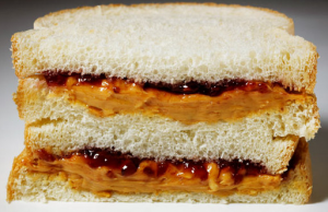 a-peanut-butter-and-jelly-sandwich-they-go-together-like-peanut-butter-and-jelly--vocabulario-en-inglés
