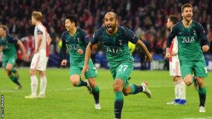lucas moura celebrates against ajax